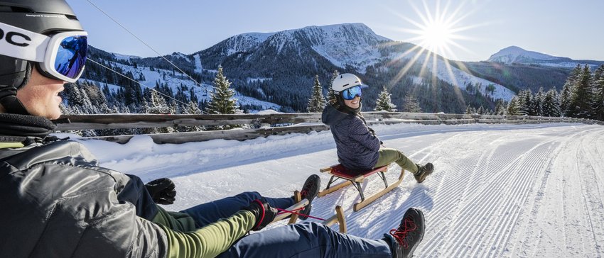 Snowshoeing and ski tours in Val d’Ega/Eggental