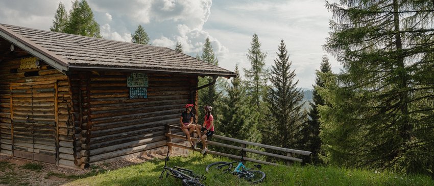 Zimmer und Suiten bei Welschnofen: Hotel Alpenrose