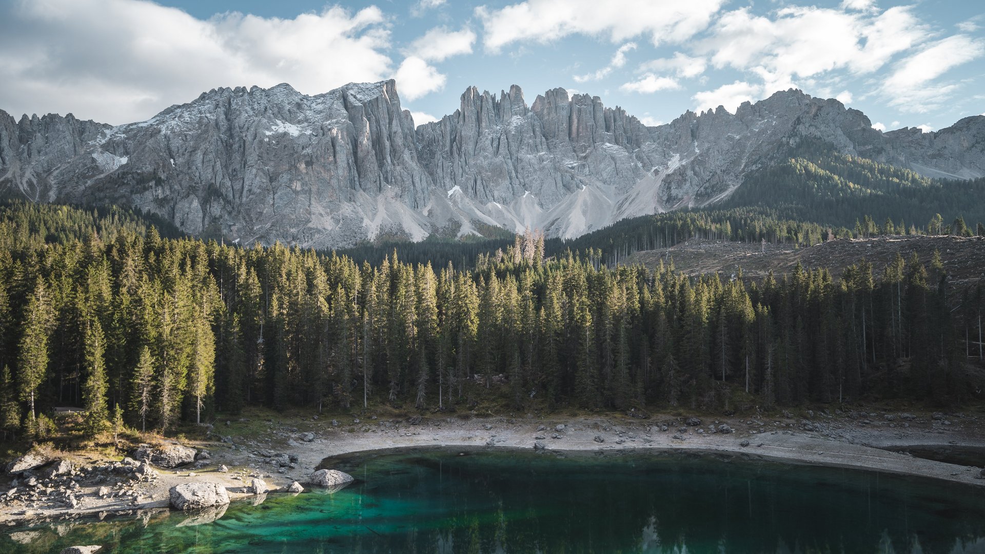 Alpenrose: Your hotel at Lake Carezza/Karersee